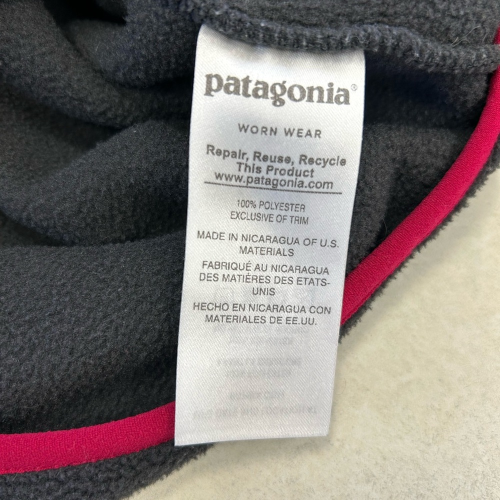 Patagonia Synchilla Snap-T fleece pullover in size medium. - Picture 2 of 6